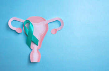 зображення фігури матки в паперовому вигляді