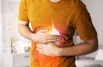 у чоловіка сильний біль в епігастральній ділянці