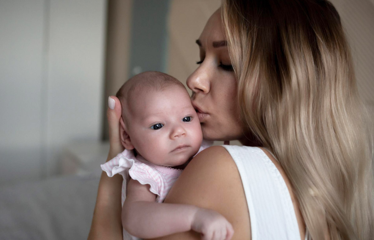 мама з дитиною