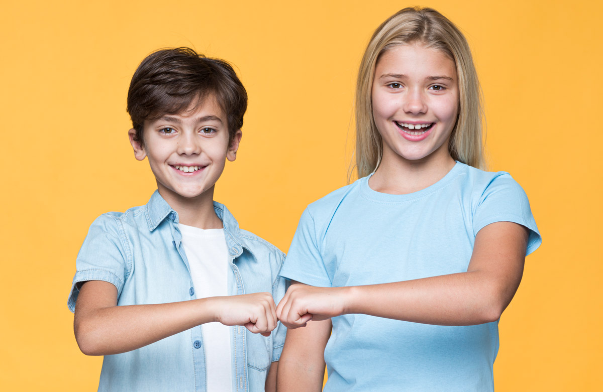 Пубертат: стадії статевого дозрівання дитини - брат із сестрою